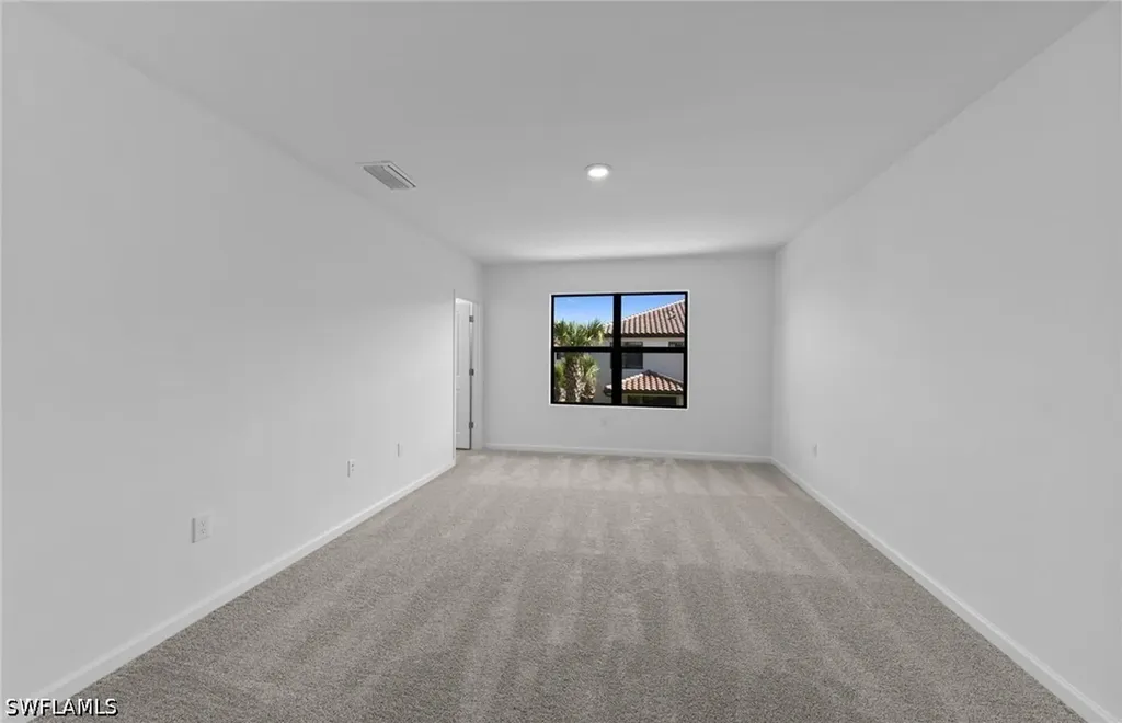 1552 Lake Jessup Circle Cape Coral FL 33909