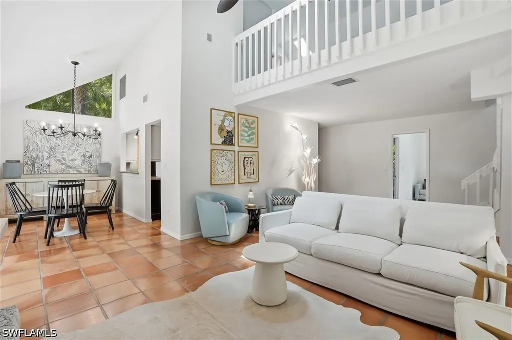 1245 Solana Road Naples FL 34103