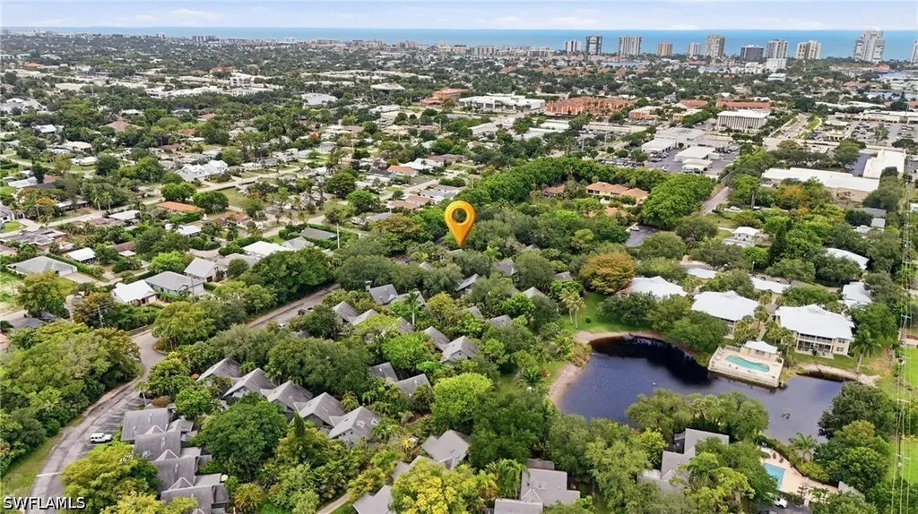 1245 Solana Road Naples FL 34103