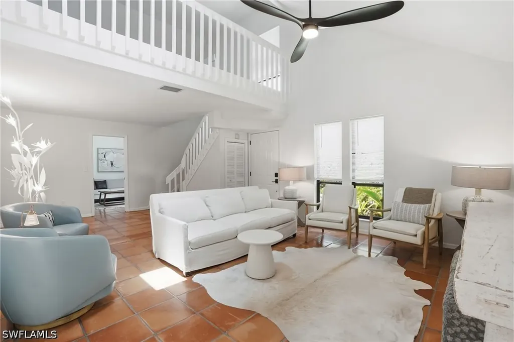 1245 Solana Road Naples FL 34103