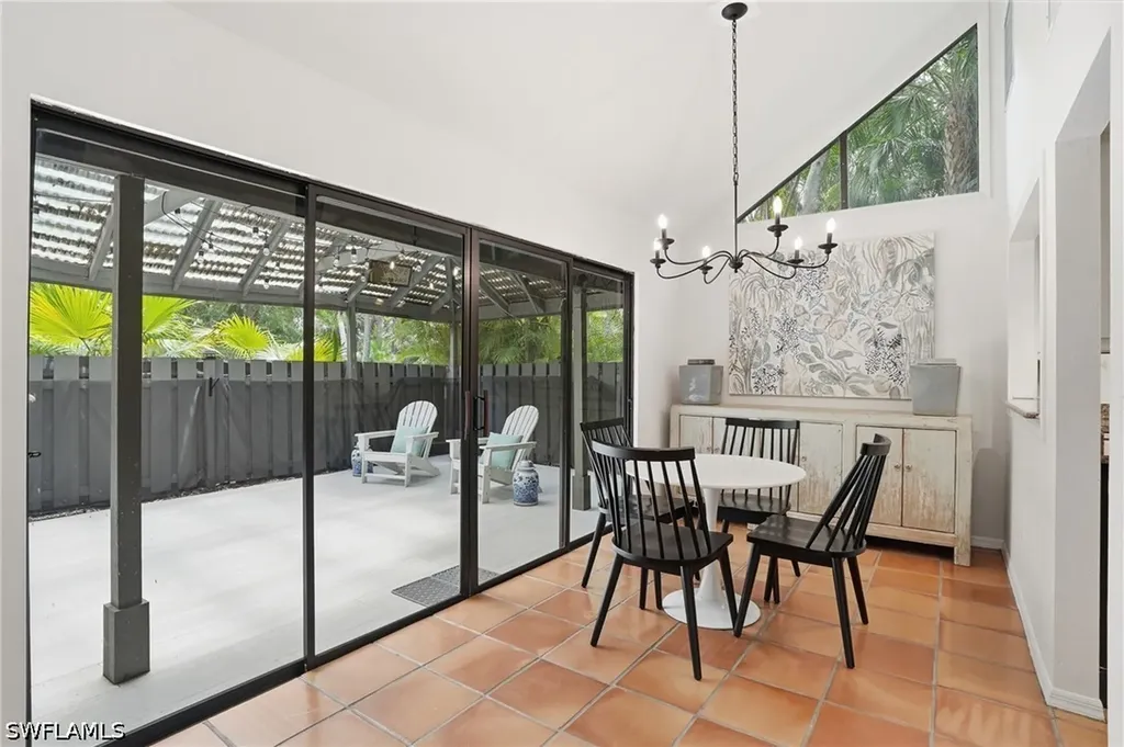 1245 Solana Road Naples FL 34103