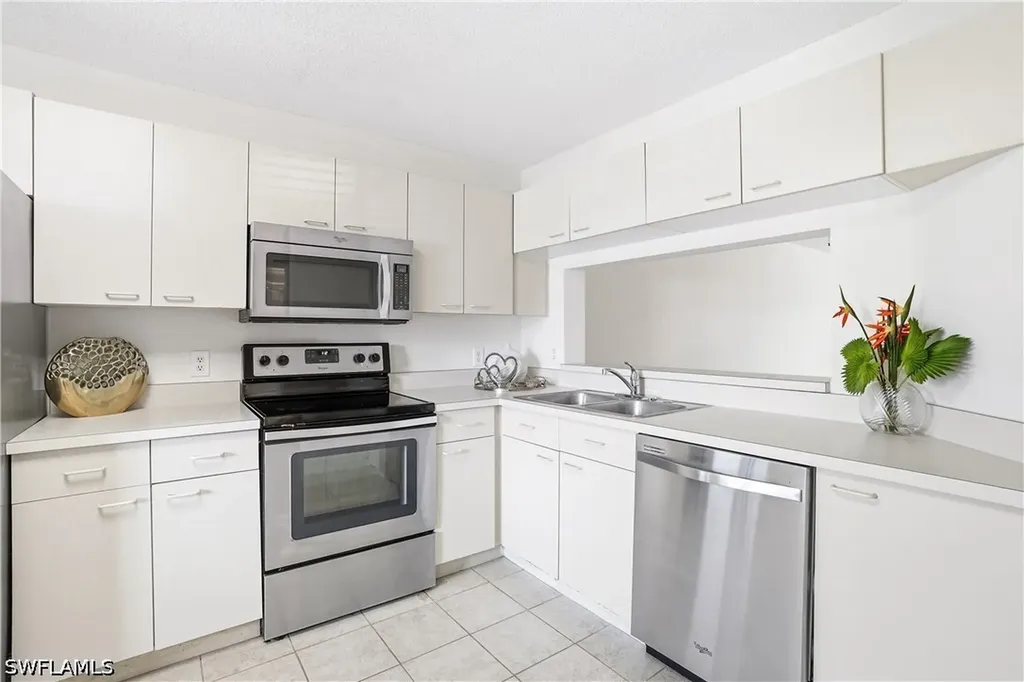 7774 Jewel Lane Naples FL 34109