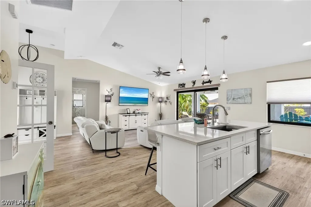2206 NW 26th Street Cape Coral FL 33993