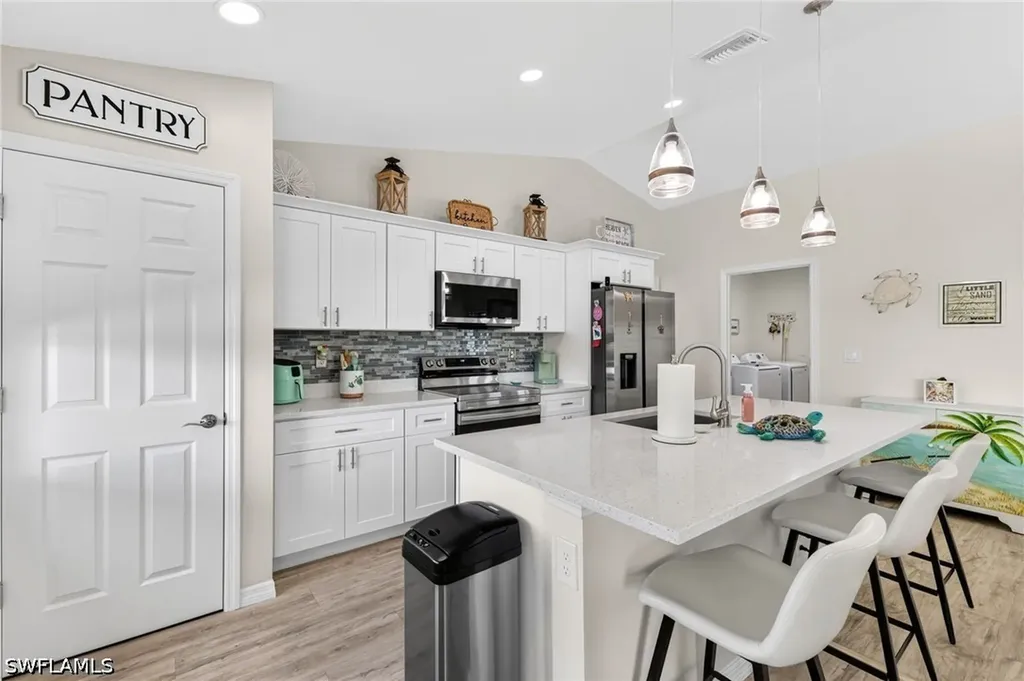 2206 NW 26th Street Cape Coral FL 33993