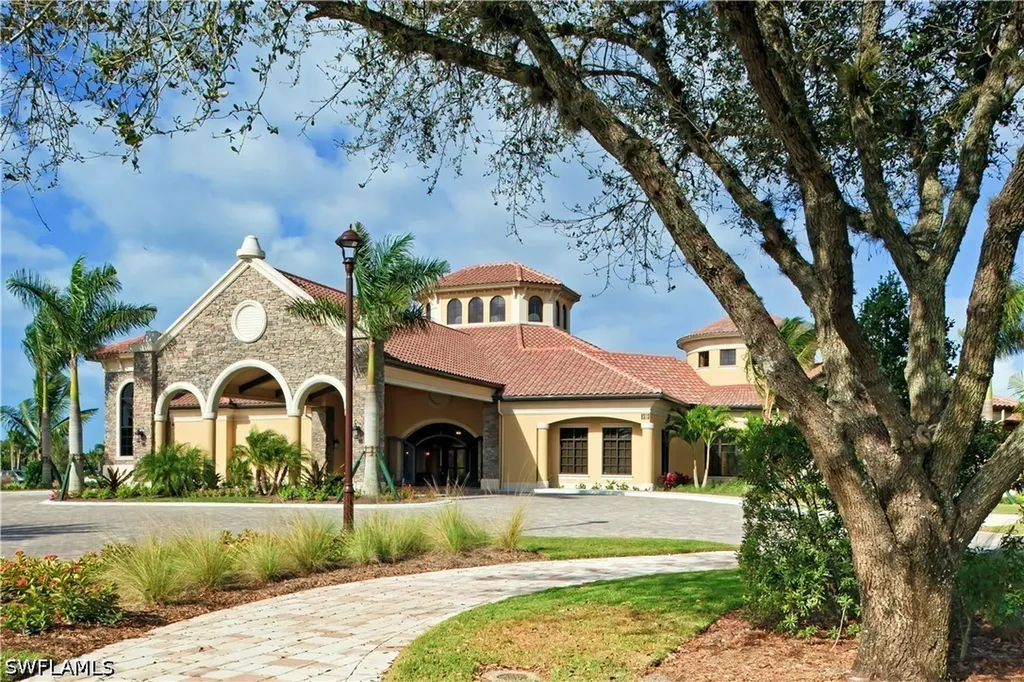 9497 Casoria Court Naples FL 34113