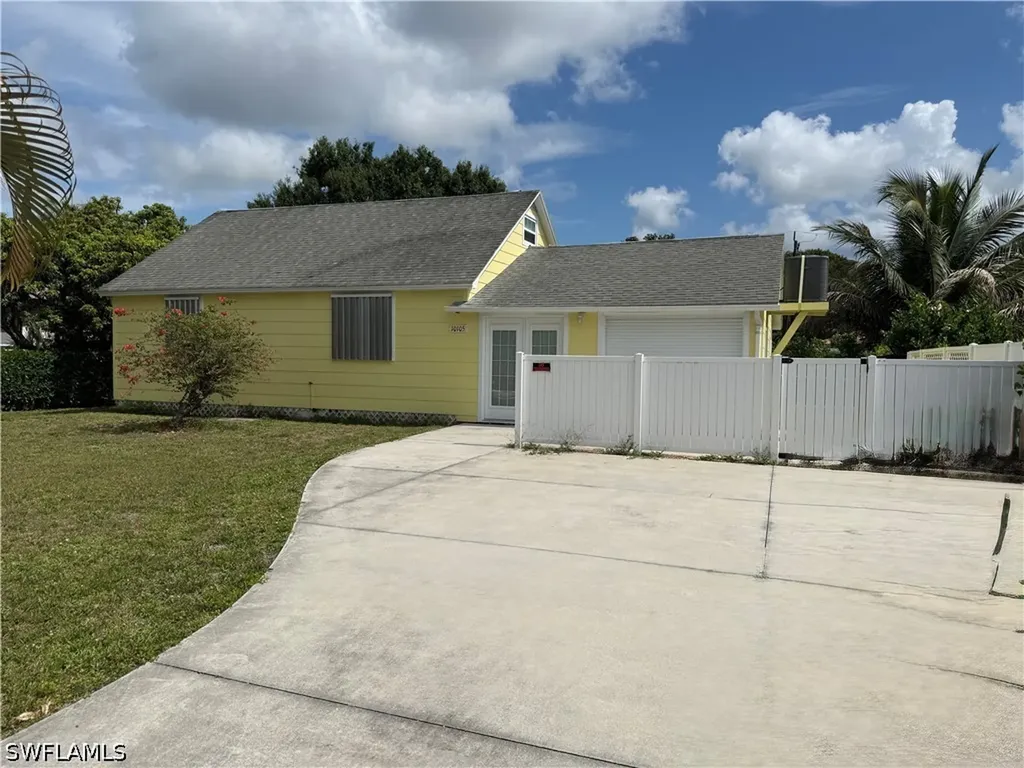 10105 Pennsylvania Avenue Bonita Springs FL 34135