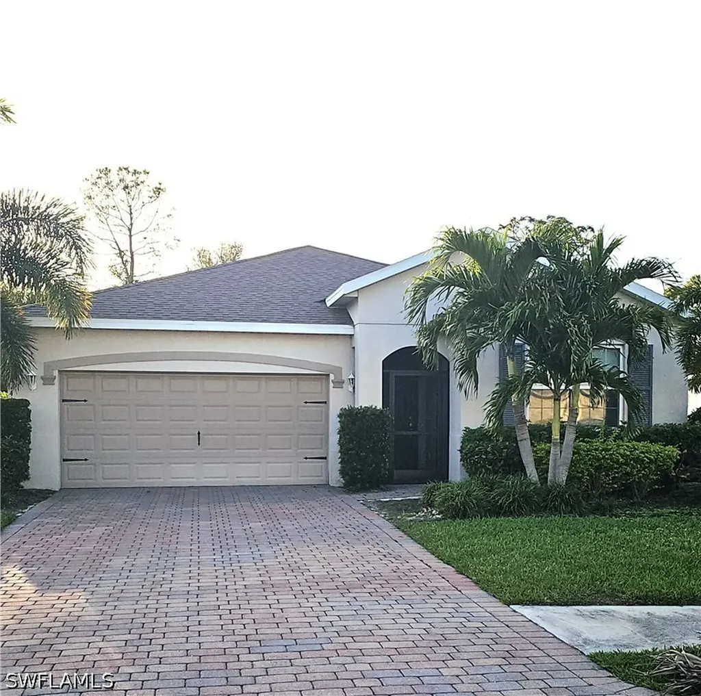 3141 Amadora Circle Cape Coral FL 33909