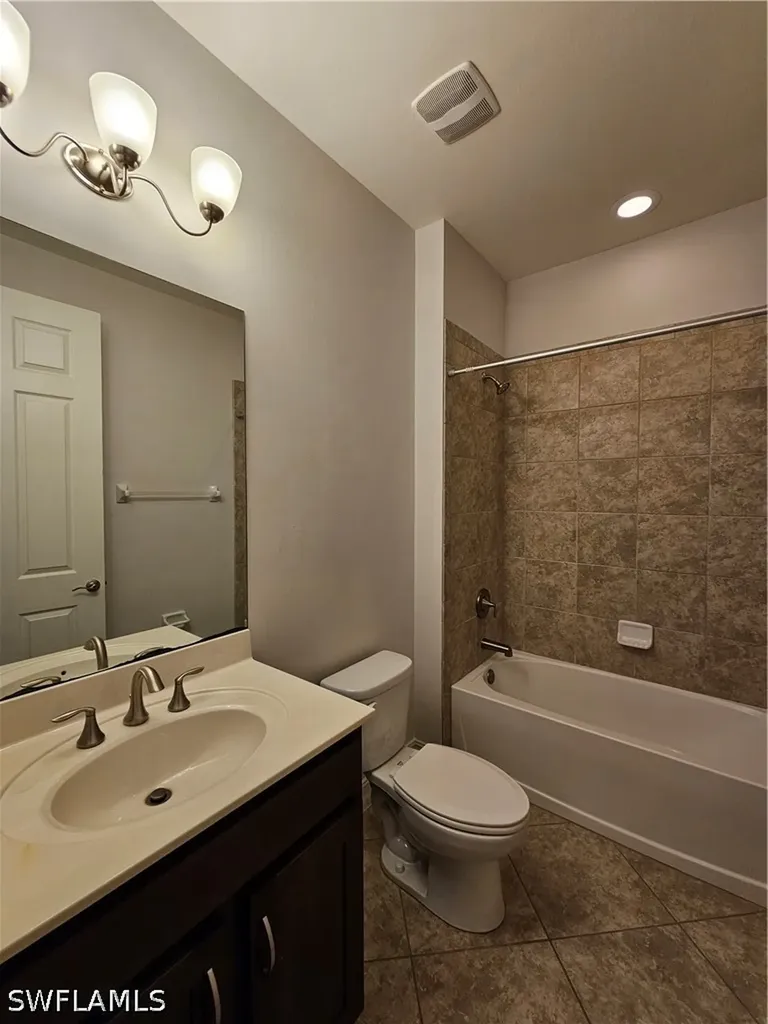 3141 Amadora Circle Cape Coral FL 33909