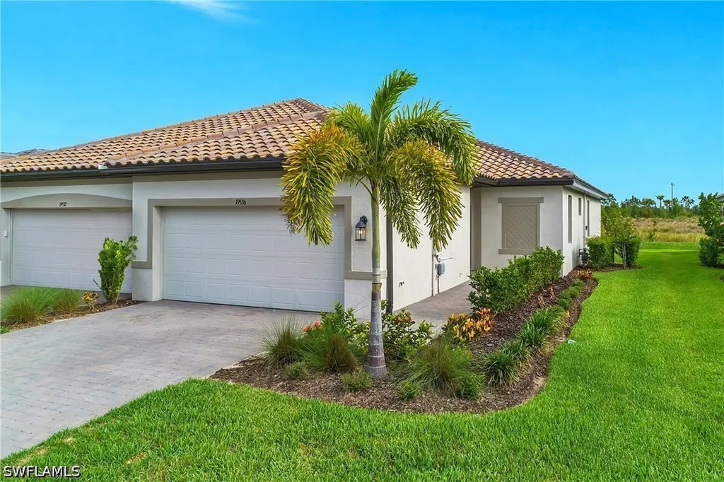 19536 Hinkley Drive Estero FL 33928
