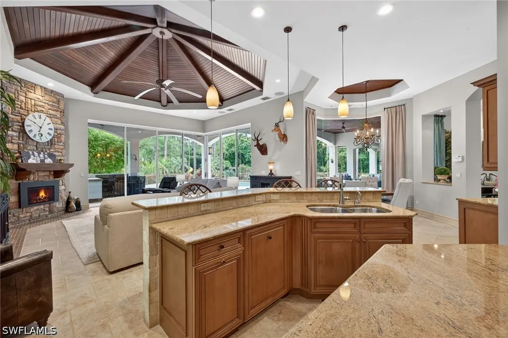 430 29th Street NW Naples FL 34120