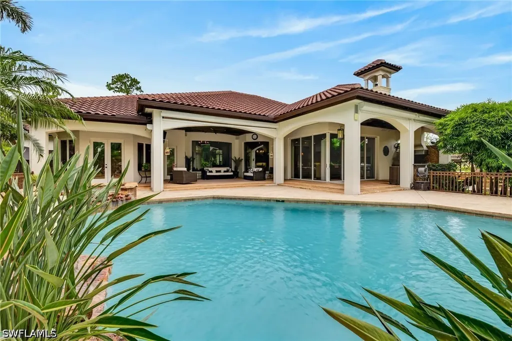 430 29th Street NW Naples FL 34120