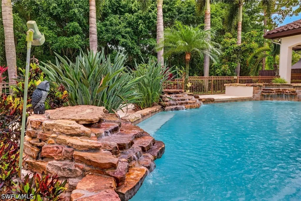 430 29th Street NW Naples FL 34120