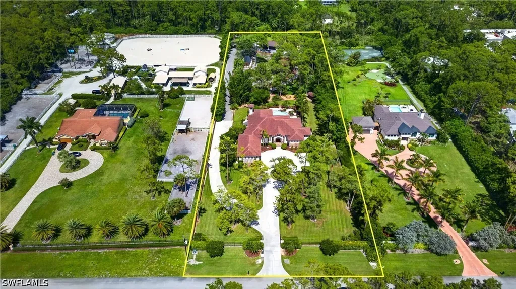 430 29th Street NW Naples FL 34120
