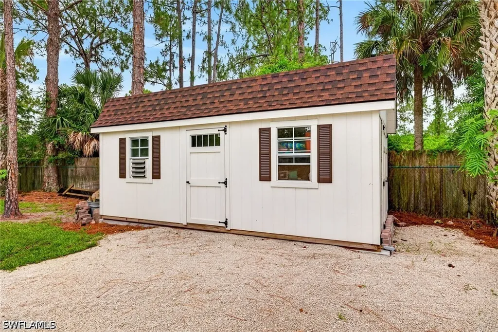 430 29th Street NW Naples FL 34120