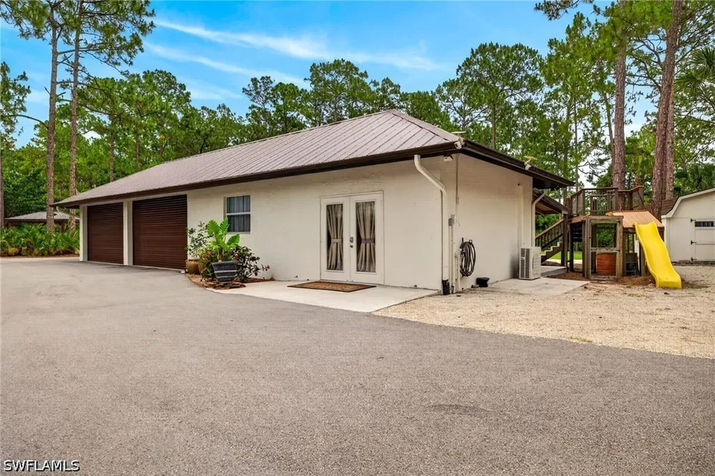 430 29th Street NW Naples FL 34120