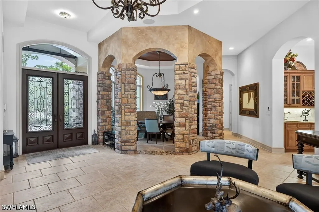 430 29th Street NW Naples FL 34120