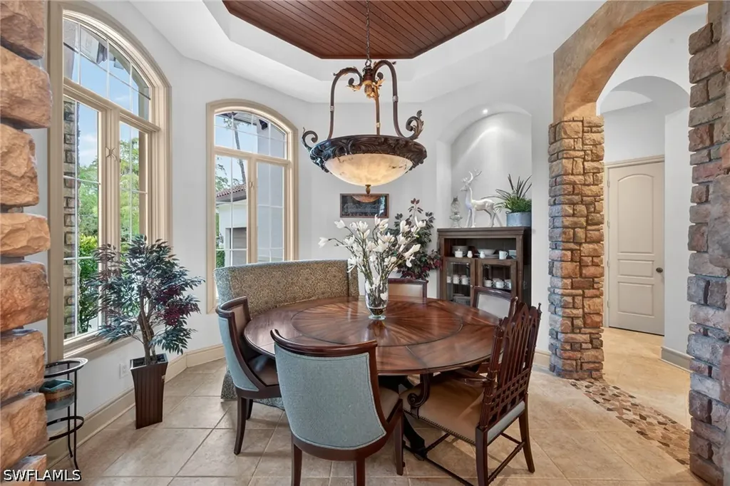 430 29th Street NW Naples FL 34120