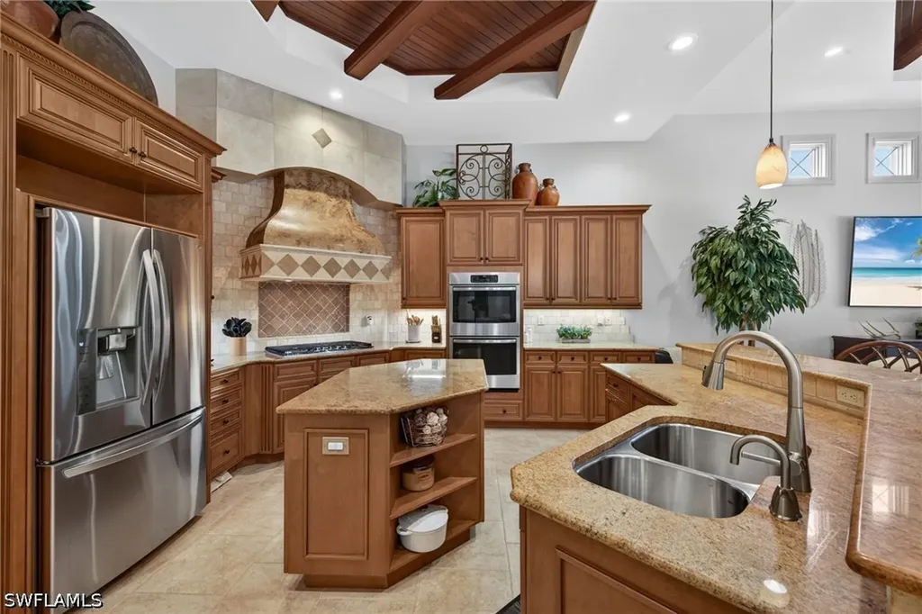 430 29th Street NW Naples FL 34120