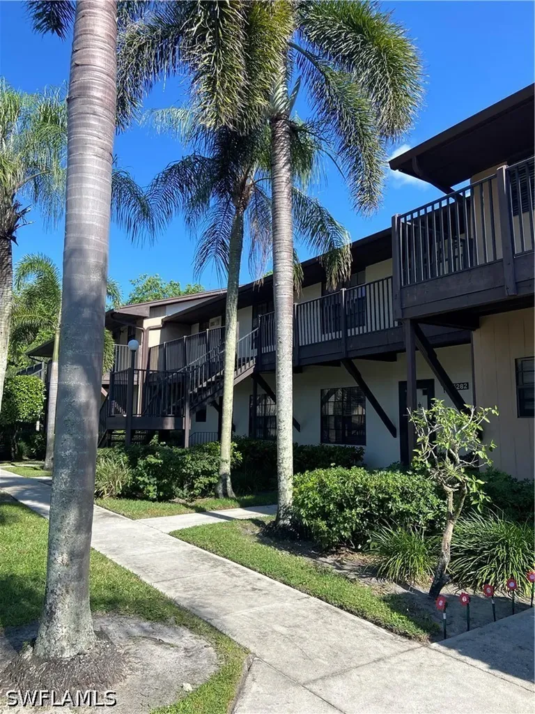 5294 Treetops Drive Naples FL 34113