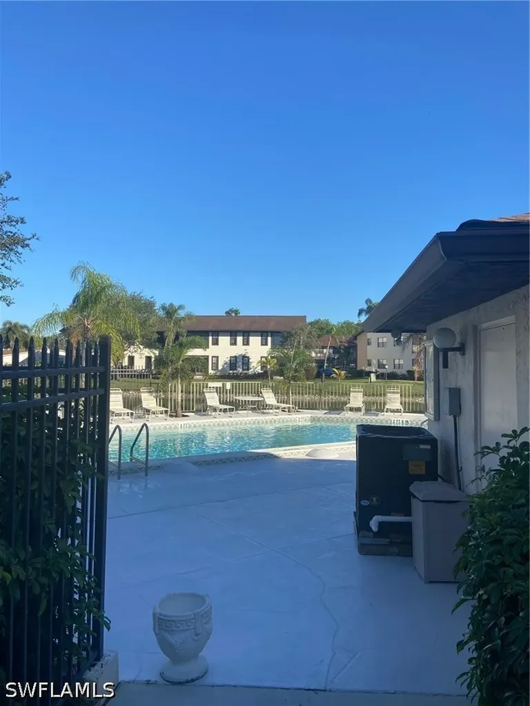 5294 Treetops Drive Naples FL 34113