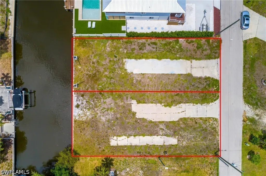 24533 Dolphin Street Bonita Springs FL 34134