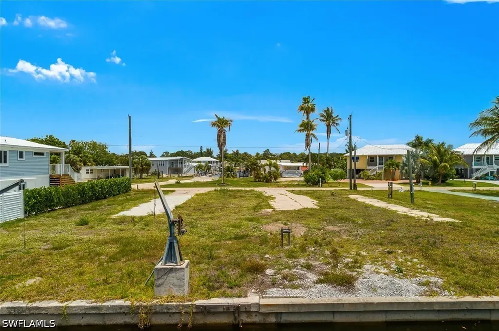 24533 Dolphin Street Bonita Springs FL 34134
