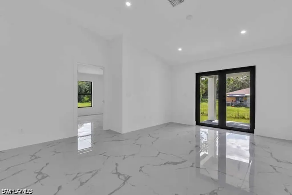 535-537 Ladd Street Lehigh Acres FL 33974