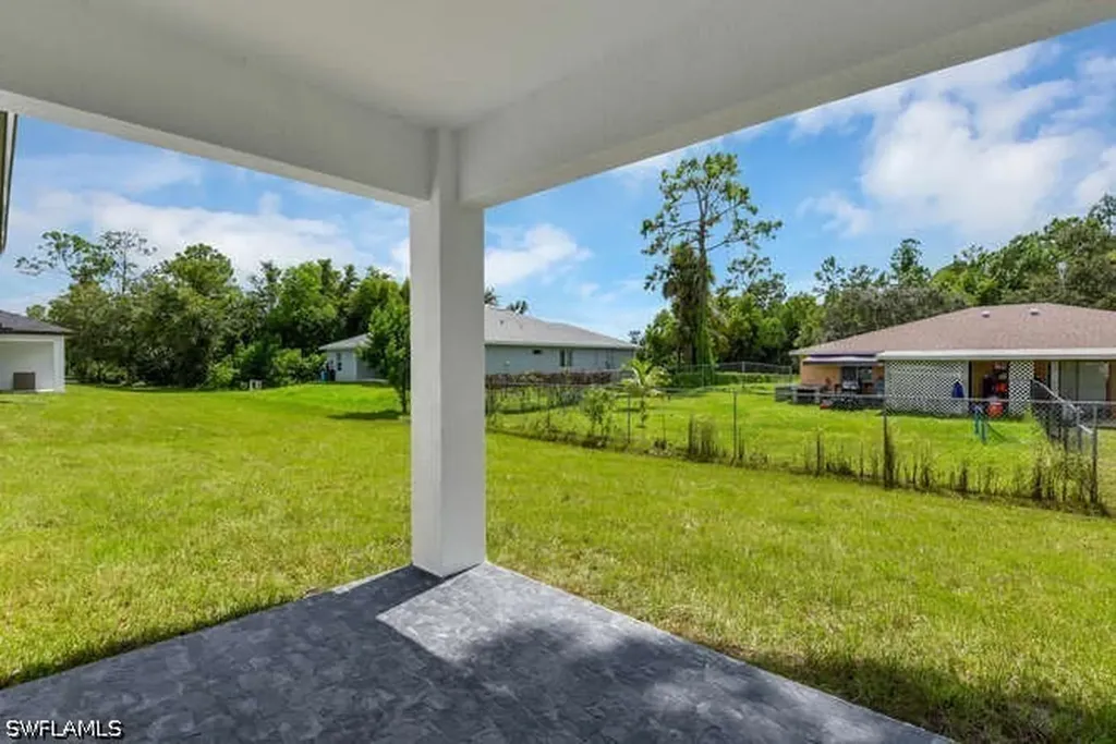 535-537 Ladd Street Lehigh Acres FL 33974