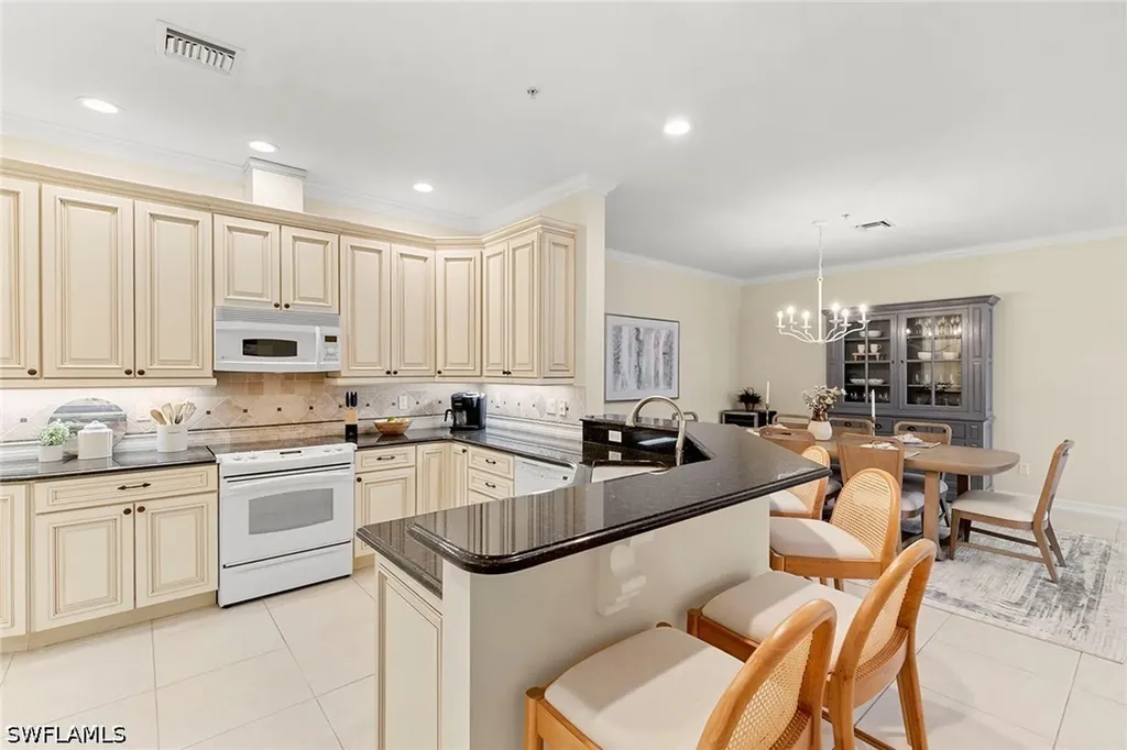 600 5th Avenue S Naples FL 34102