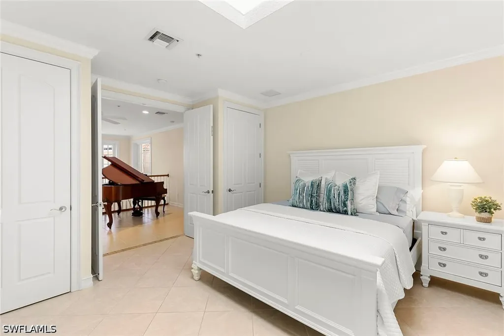 600 5th Avenue S Naples FL 34102