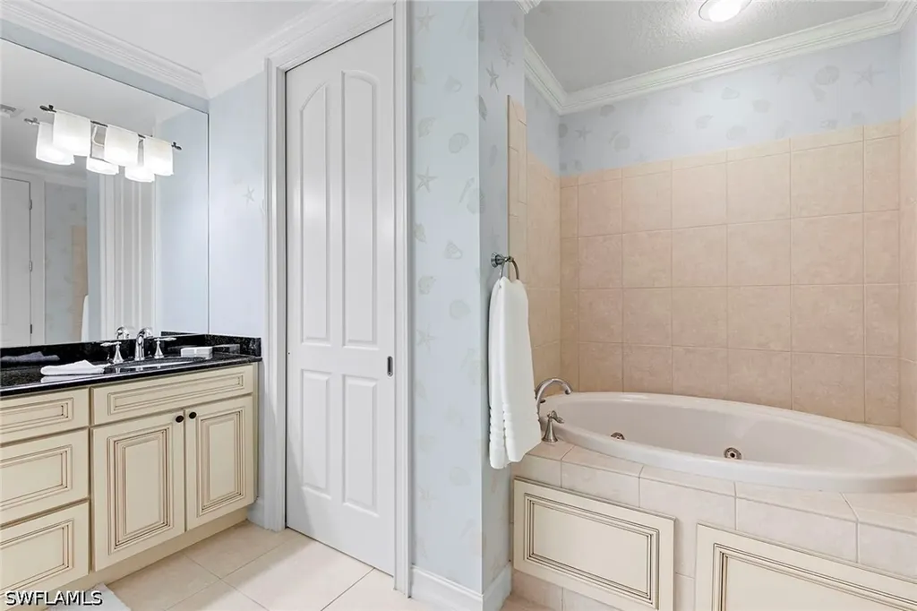 600 5th Avenue S Naples FL 34102