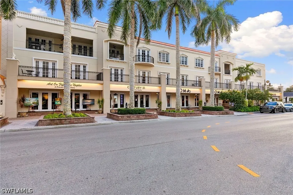 600 5th Avenue S Naples FL 34102