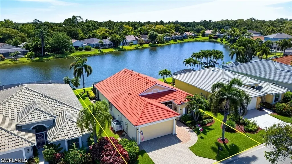 25833 Pebblecreek Drive Bonita Springs FL 34135