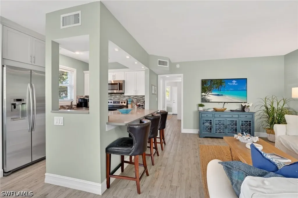 421 12th Avenue S Naples FL 34102