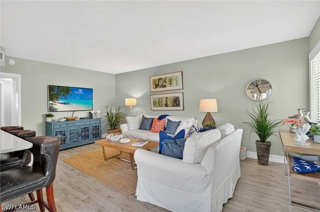 421 12th Avenue S Naples FL 34102
