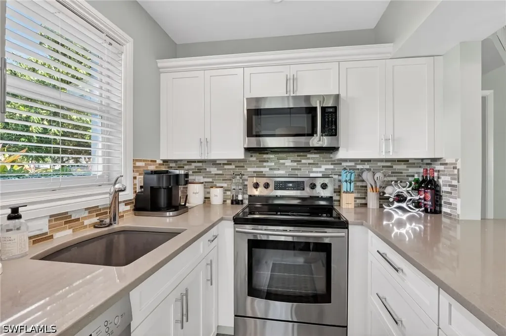 421 12th Avenue S Naples FL 34102