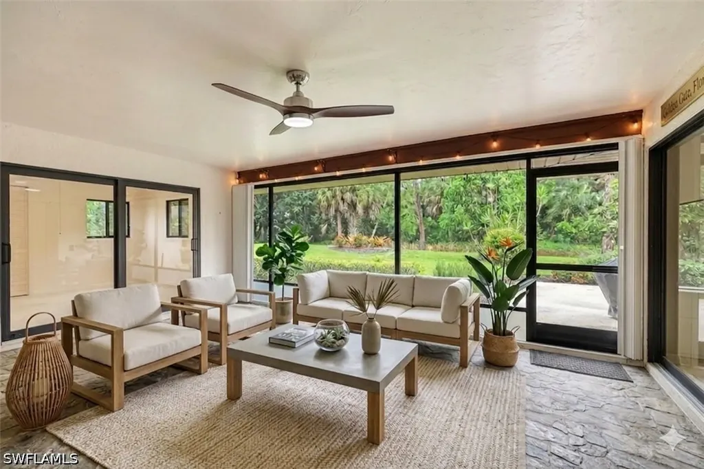 509 Cypress Way E Naples FL 34110