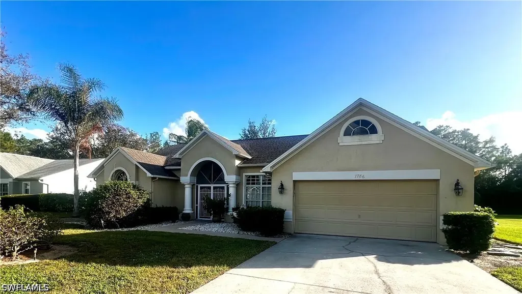 Naples FL, 7786 Scarlet Court