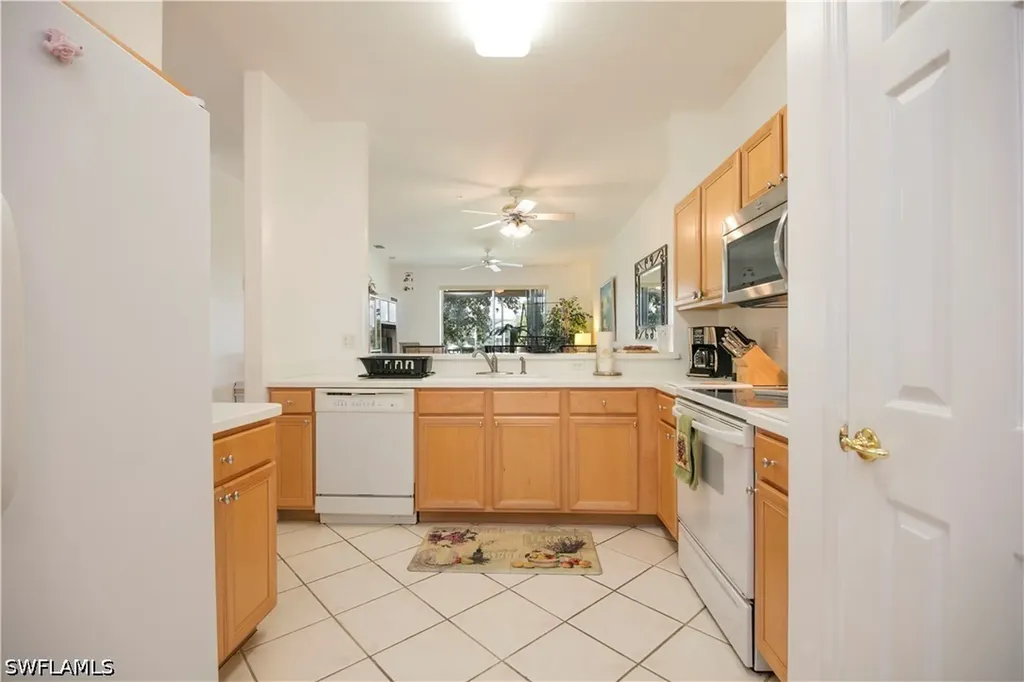 3964 Bishopwood Court E Naples FL 34114