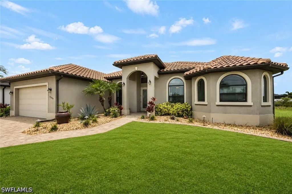 2509 Surfside Boulevard Cape Coral FL 33914