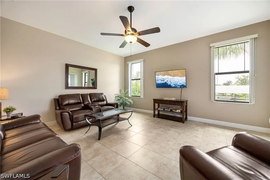 2509 Surfside Boulevard Cape Coral FL 33914