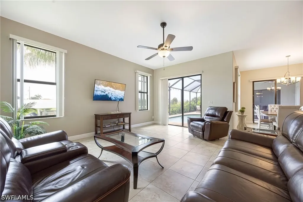 2509 Surfside Boulevard Cape Coral FL 33914