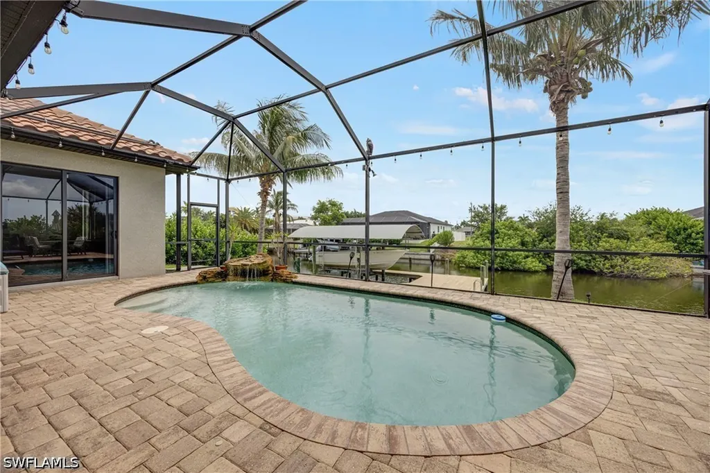 2509 Surfside Boulevard Cape Coral FL 33914