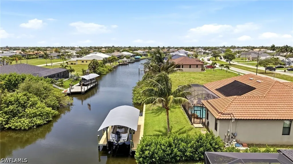 2509 Surfside Boulevard Cape Coral FL 33914