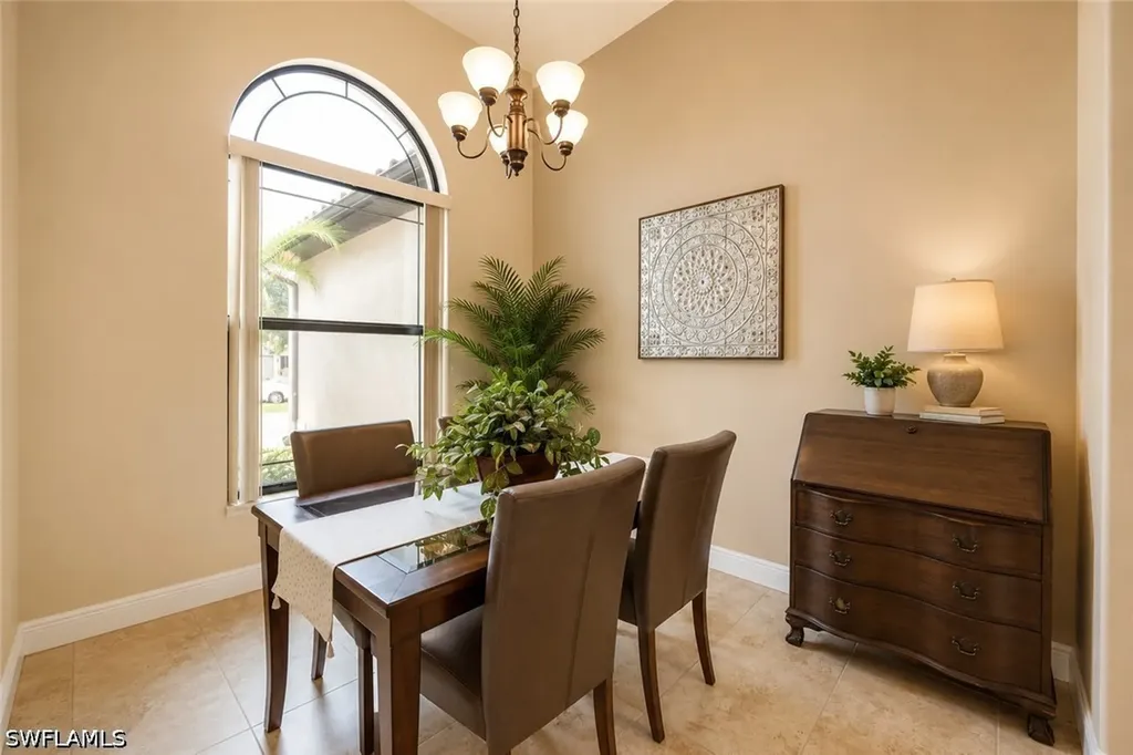 2509 Surfside Boulevard Cape Coral FL 33914