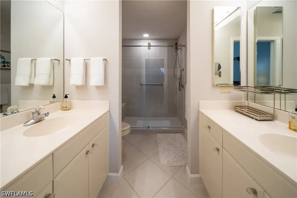 3029 Driftwood Way Naples FL 34109