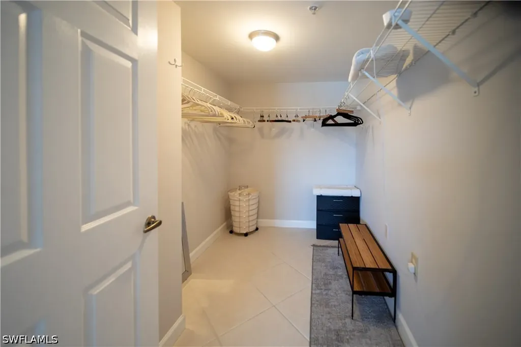 3029 Driftwood Way Naples FL 34109
