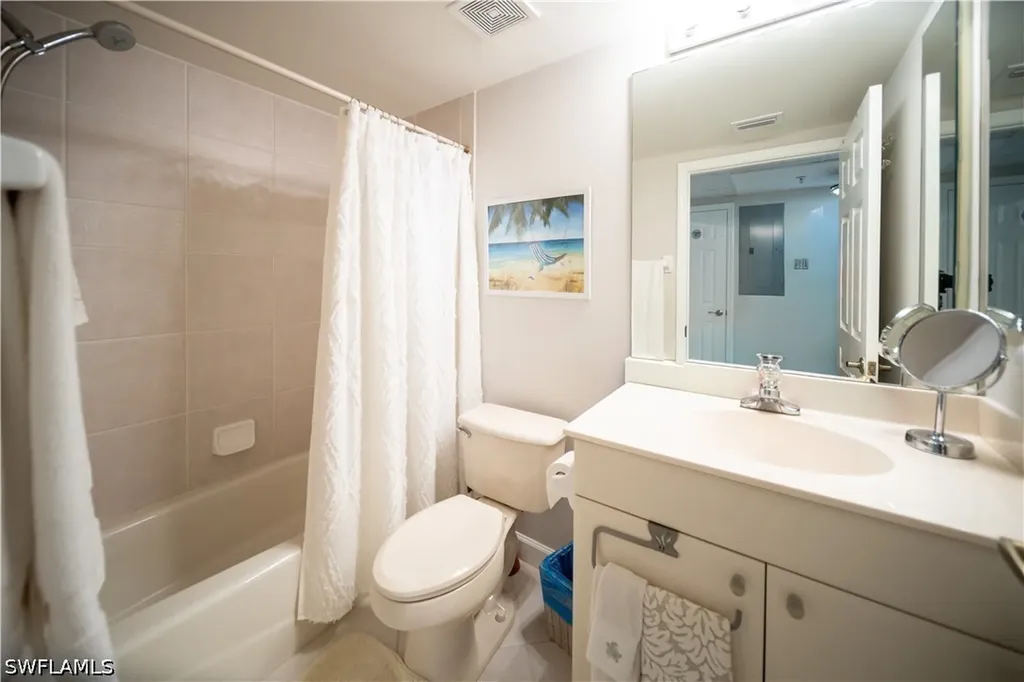 3029 Driftwood Way Naples FL 34109