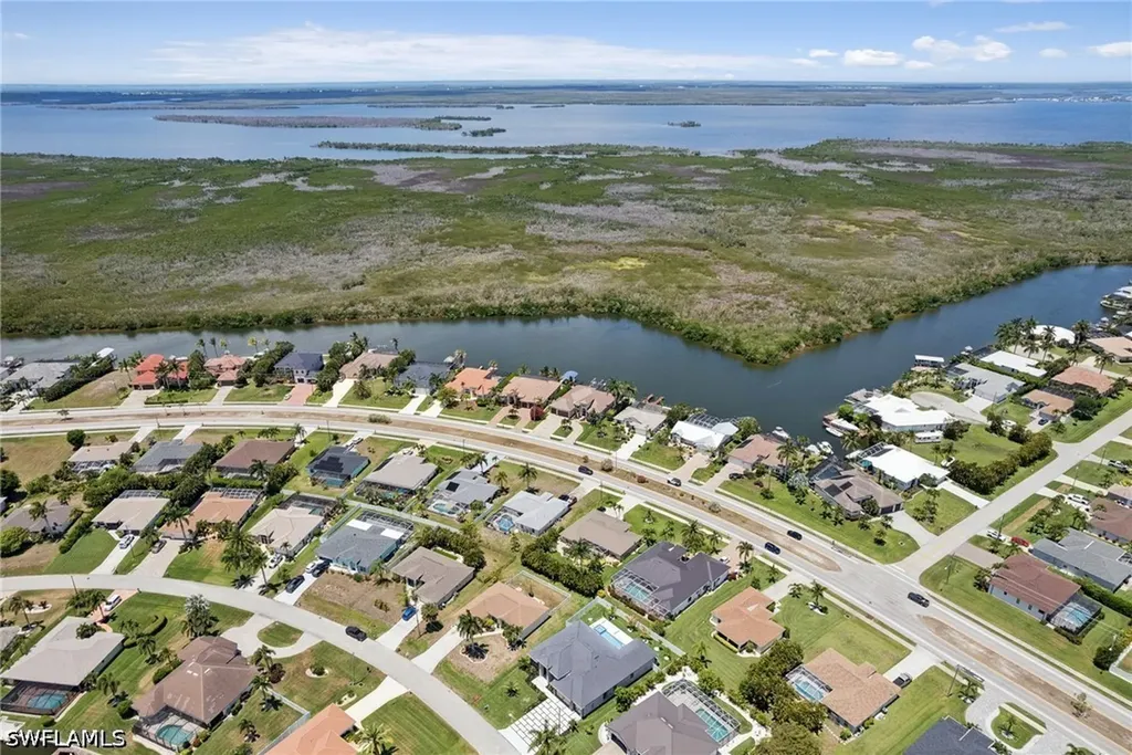 2931 SW 30th Street Cape Coral FL 33914