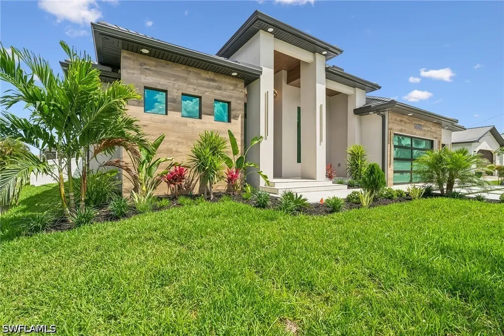 2931 SW 30th Street Cape Coral FL 33914